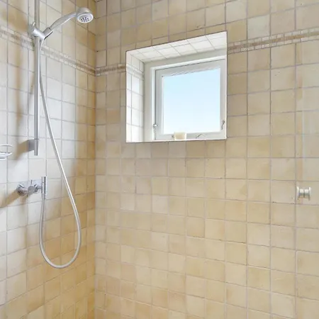 بيت للعطل Awesome In With Wifi *