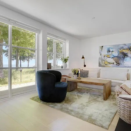 Holiday home Gorgeous In With Kitchen *