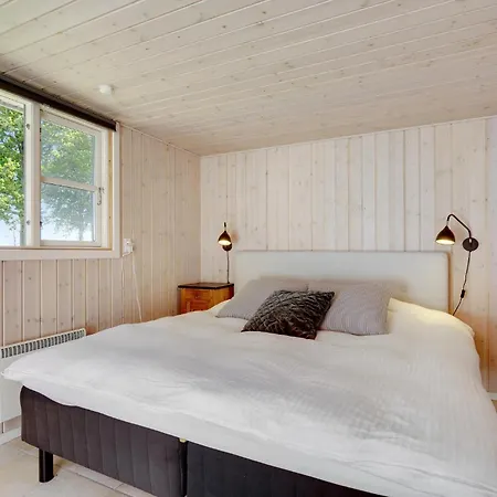 Awesome In With Wifi بيت للعطل *